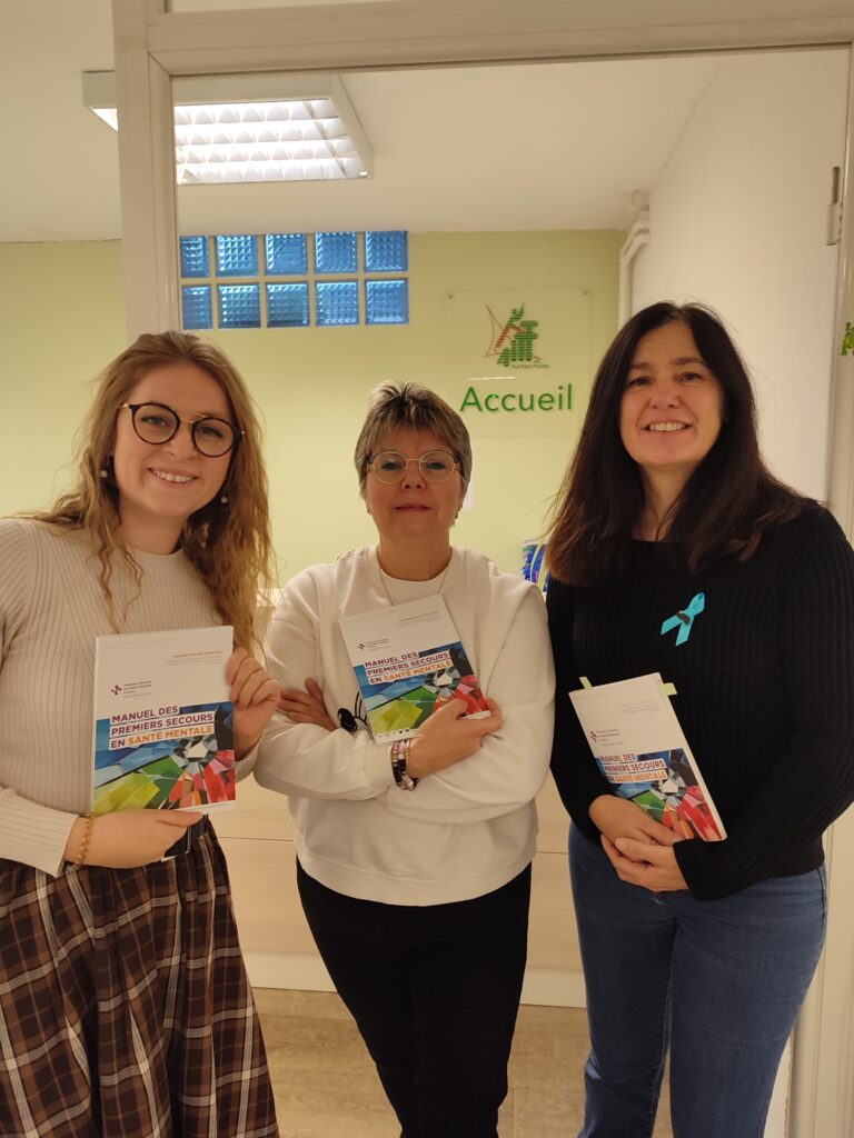 Patricia, Catherine et Samanta, diplômées Secouriste en Santé Mentale